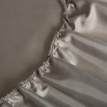 Drap housse en soie gris claire